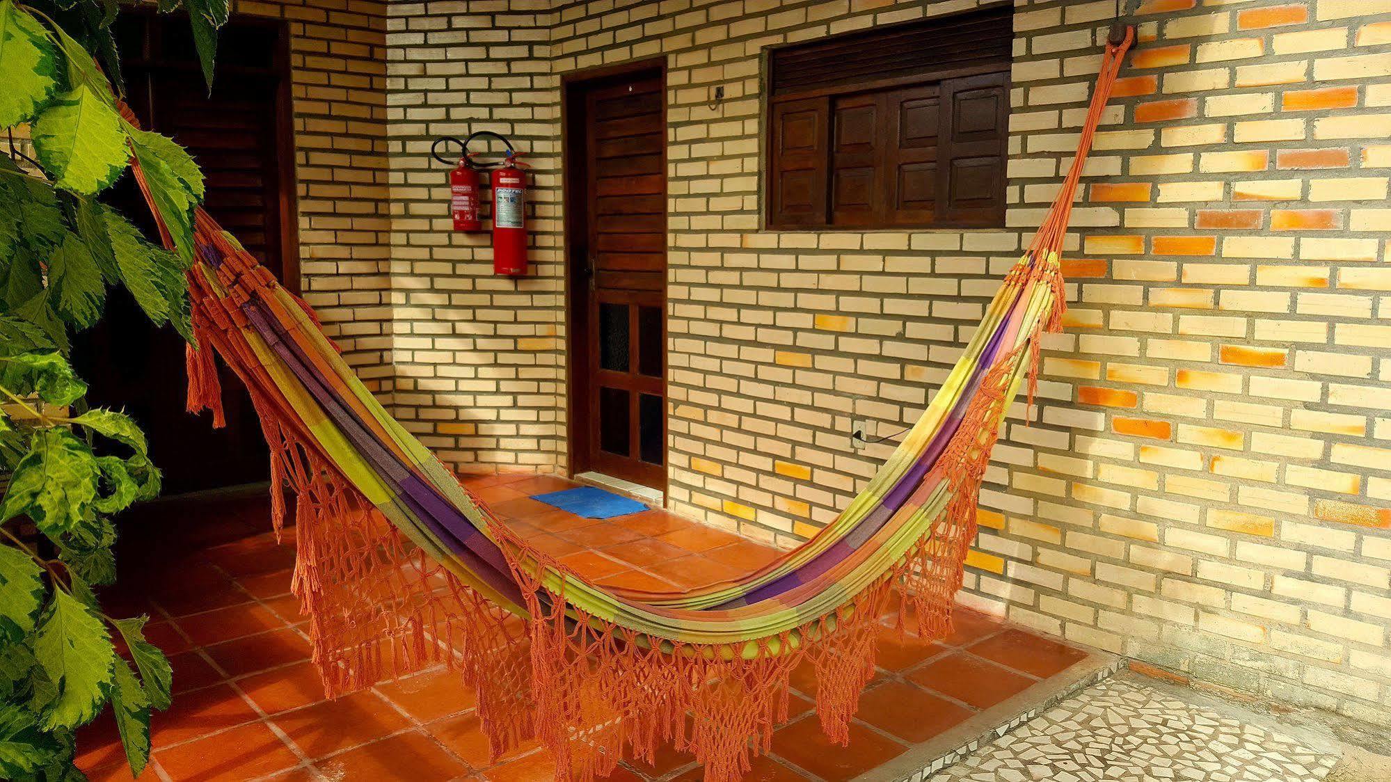 Media Veronica Hostel Suites Pipa Arez Εξωτερικό φωτογραφία