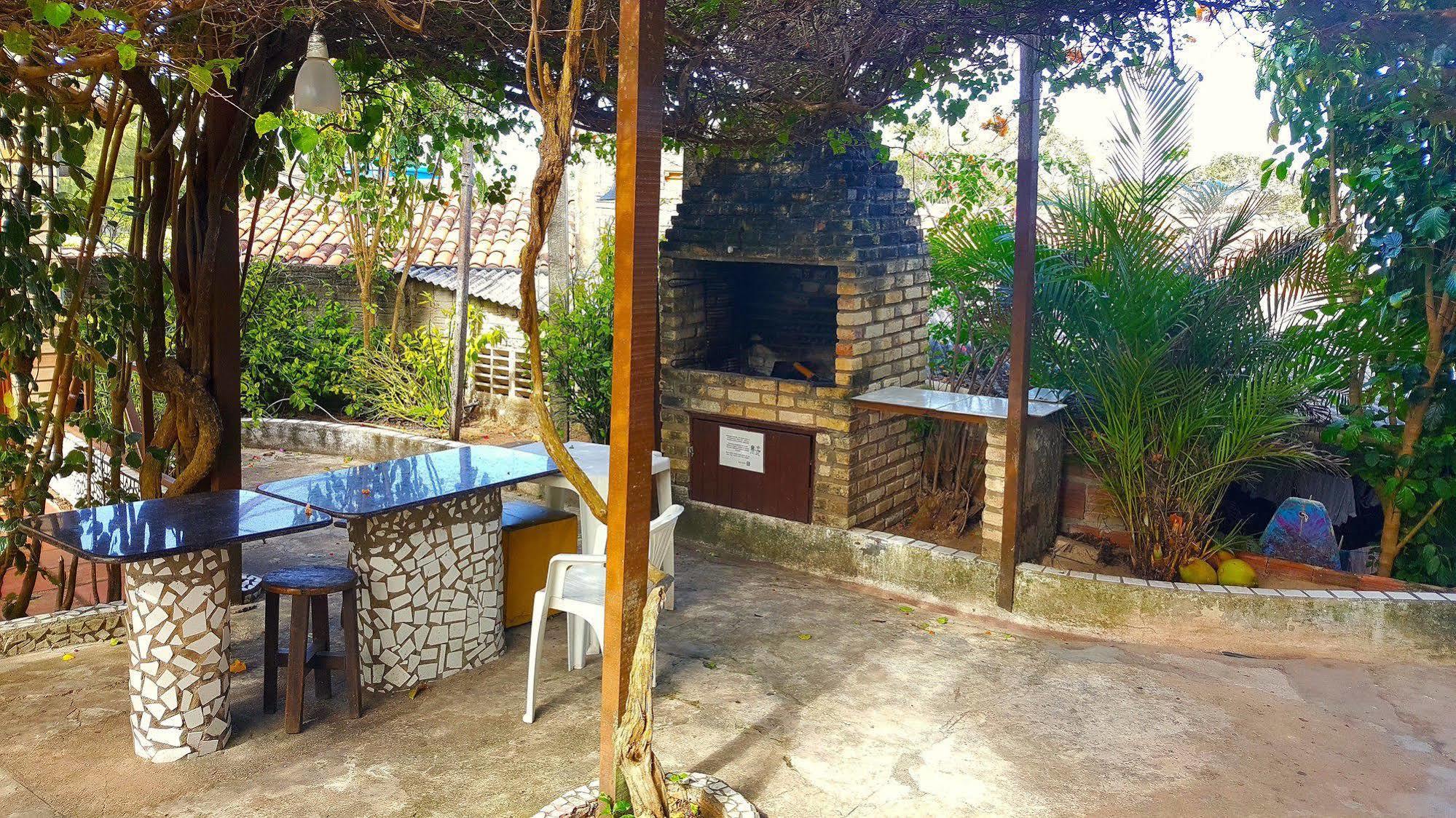 Media Veronica Hostel Suites Pipa Arez Εξωτερικό φωτογραφία
