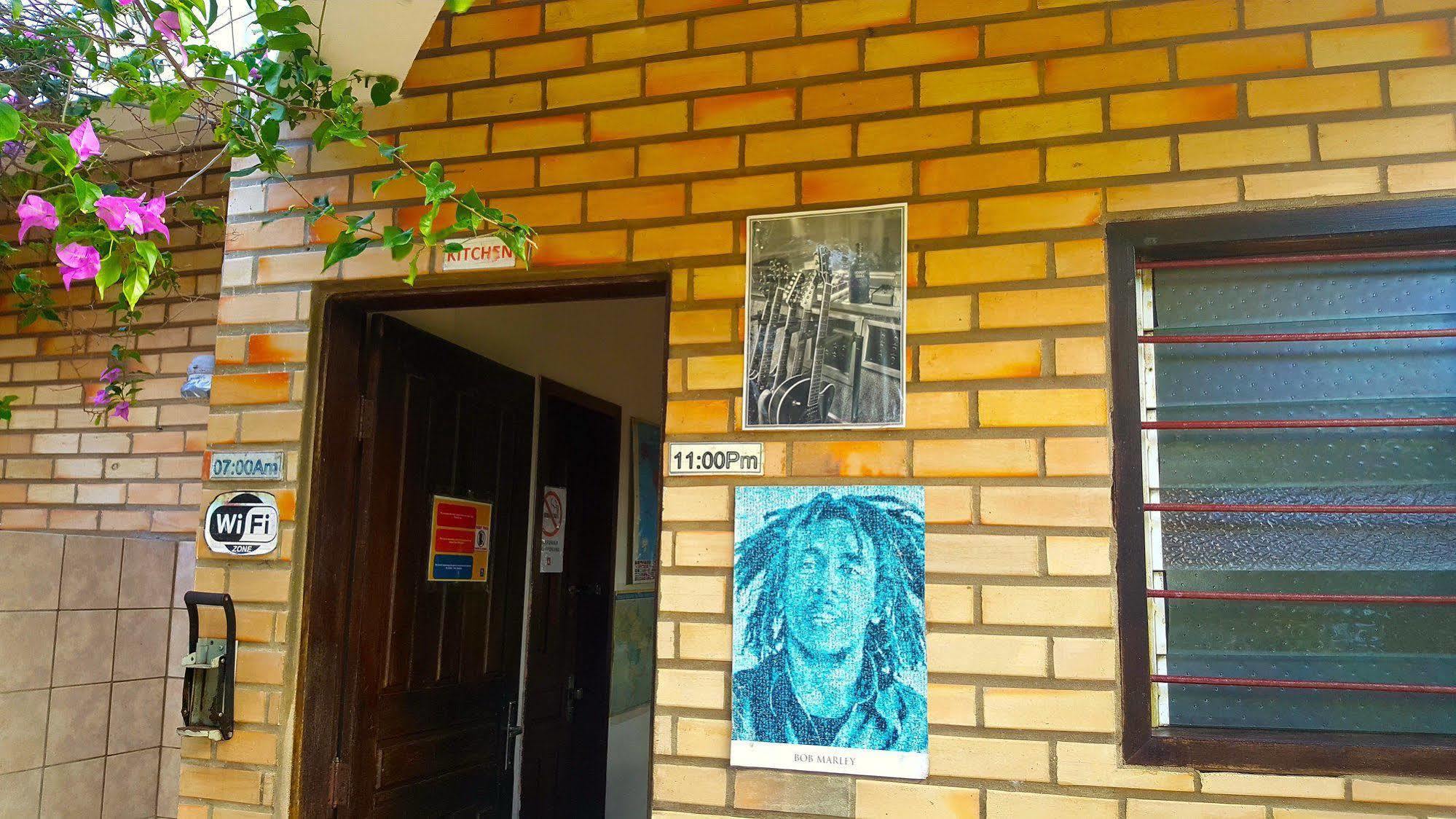 Media Veronica Hostel Suites Pipa Arez Εξωτερικό φωτογραφία